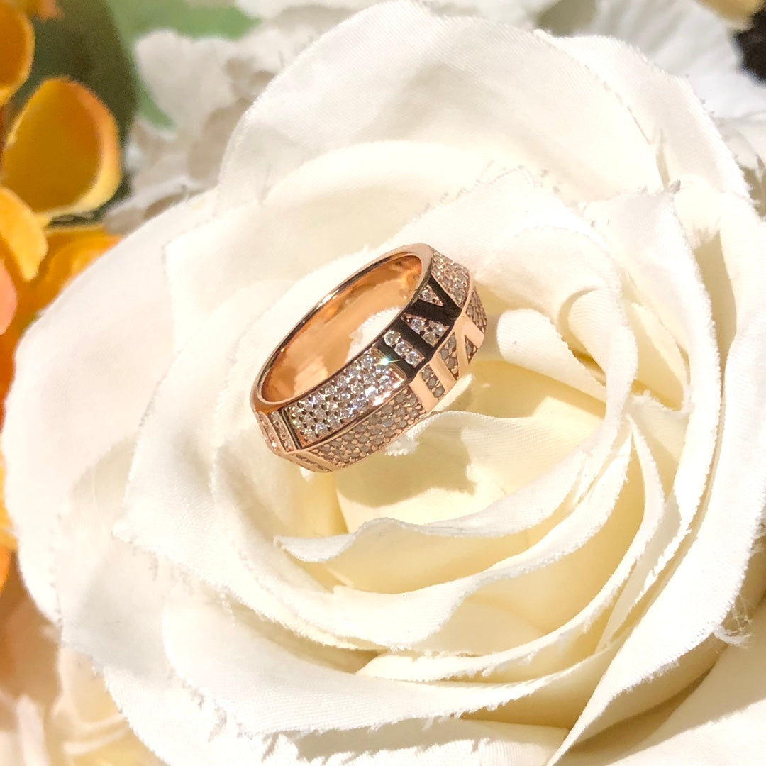 18K Tiffany Atlas x Closed Wide Ring
